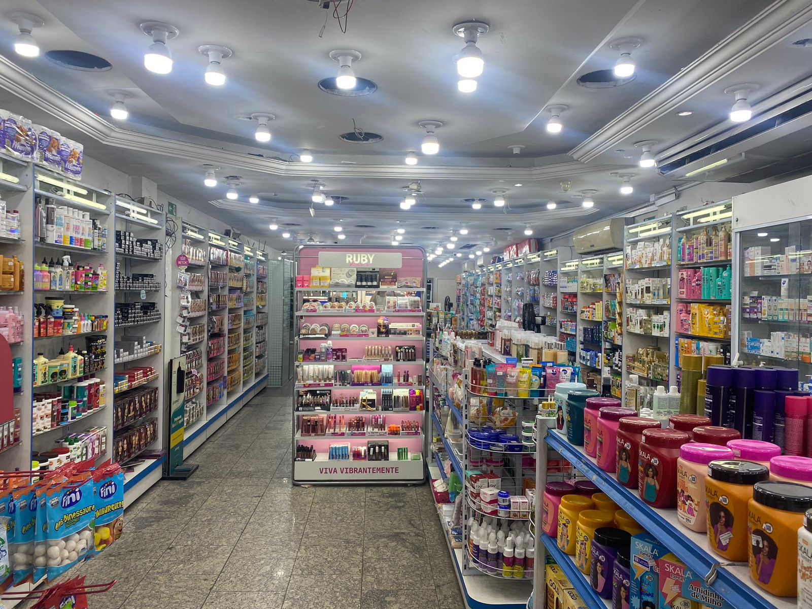 Imagem abaixo da logo